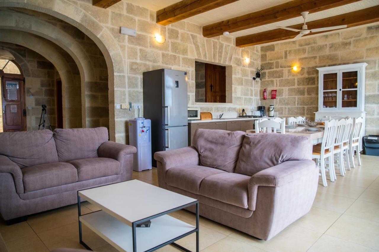 Ta' Peppi Villa Sannat Exterior photo